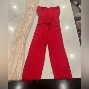 H&M jumpsuit perfect for holidays size 6x